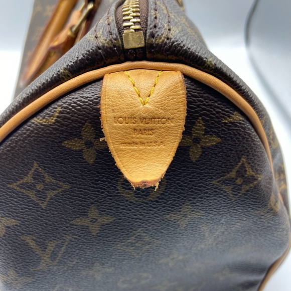 Louis Vuitton Speedy 35 Monogram Handbag. - Picture 11 of 15